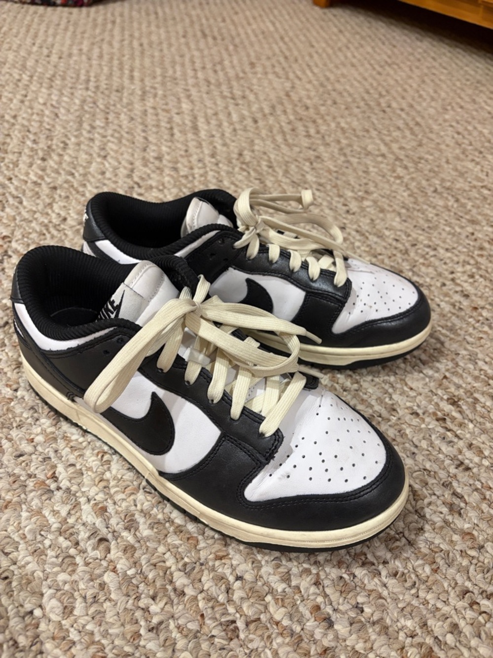 Nike Women’s Panda Dunks